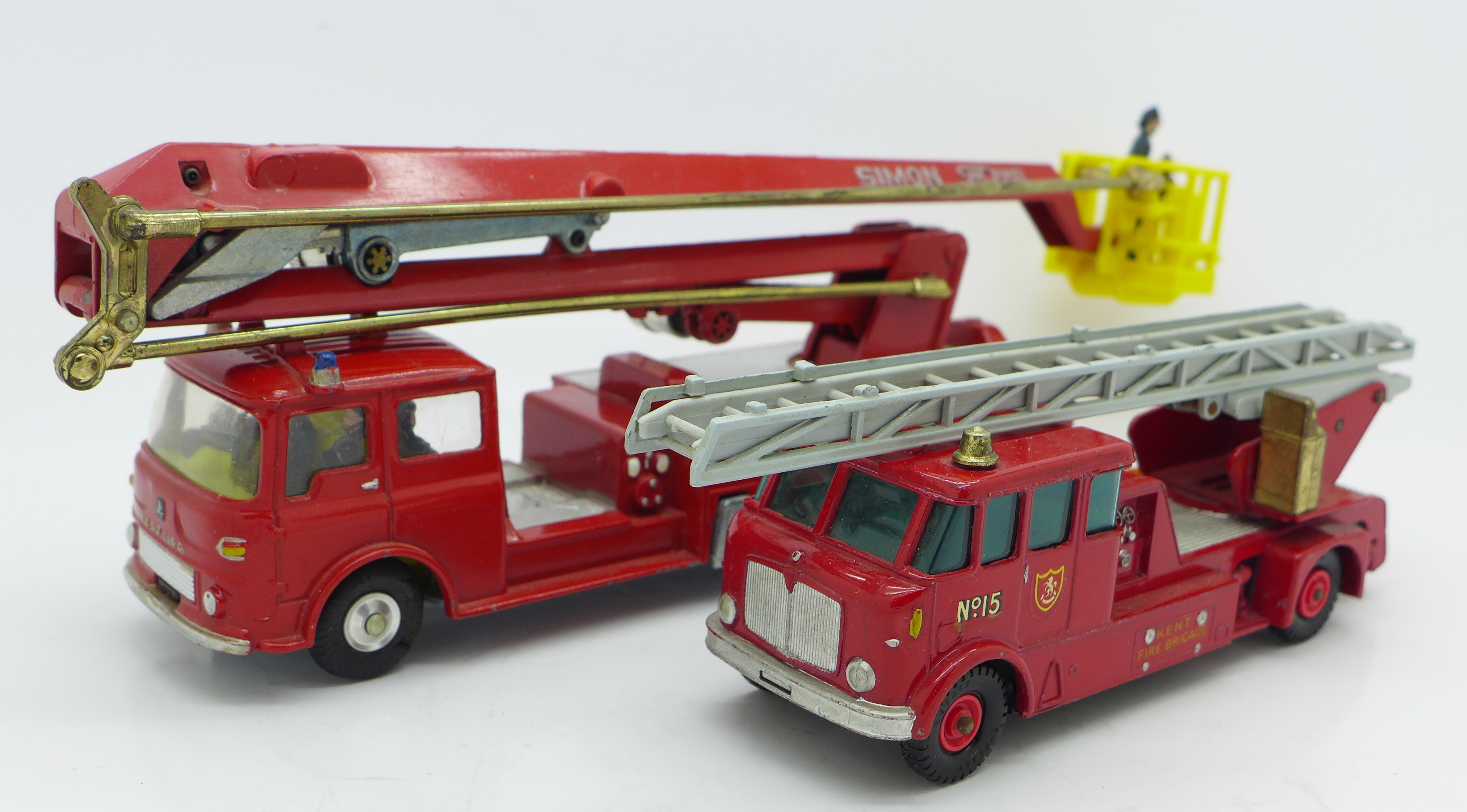 corgi toys simon snorkel fire engine