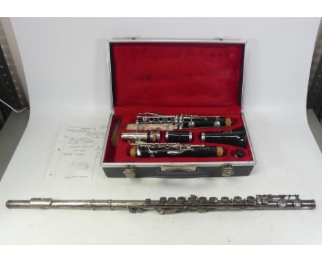 Boxed Boosey & Hawkes London Regent Clarinet also an unboxed flute engraved George Carcassonne 54th Rue d Enghien, Paris(2)CO