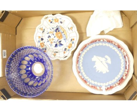 Mixed selection of plates to include Spode Pink Tower, J&amp;W Oriental Design, Wedgwood Jasperware Christmas Plate 1978 also