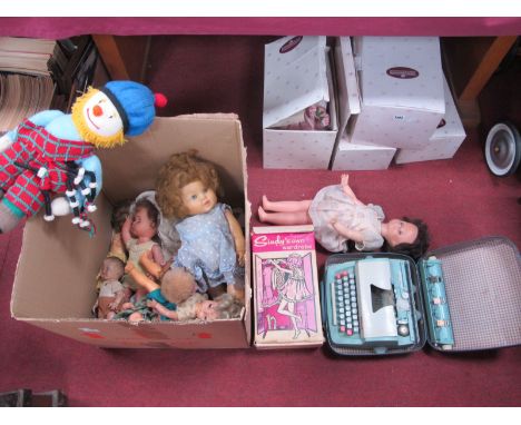 Sindy's Own Wardrobe (boxed), various Sindy dolls and a small amount of clothing (some home made) other XX Century dolls (pla