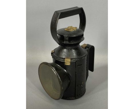 VINTAGE STEEL BRITISH RAILWAYS RAILWAY SIGNAL LAMP with burner, 29cms (h)Provenance: private collection Conwy 