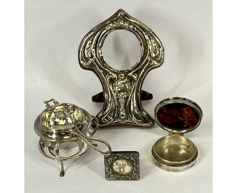 MIXED SMALL SILVER ITEMS, George V silver tea strainer and stand, Birmingham 1915, Art Nouveau silver faced photograph frame,