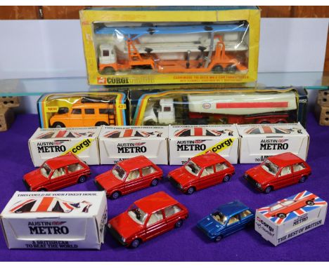 9 Corgi Toys. 2 Major series. A Carrimore Tri-Deck Mk.V. Car Transporter with Scammell Handyman Mk.3 Tractor Unit (1146). In 