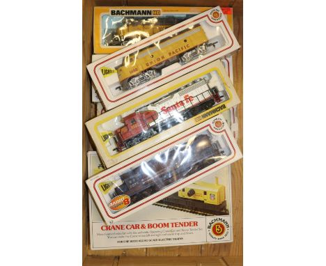 7x Bachmann HO gauge US railway items. 6x Bo-Bo diesel locomotives; Union Pacific 731, in yellow and grey. Union Pacific 1468