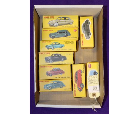 8 Atlas Dinky.  Citroen DS19(24CP). Packard Eight Sedan (39A). Borgward Coupe Isabella Coupe (549). Peugeot 403 Berline (521)