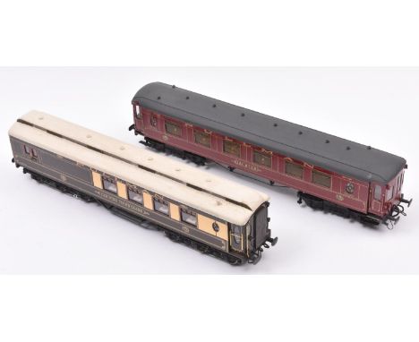 2x O gauge kit built/scratch built Pullman Cars. A clerestory Brake Third 12-wheel car in chocolate and cream built by LMC, h