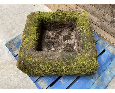 Large 19th century square weathered stone troughDimensions: Height:&nbsp;36cm&nbsp; Length/Width:&nbsp;70cm&nbsp; Depth/Diame