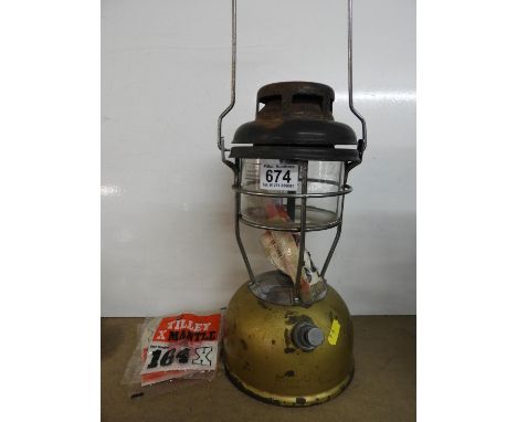 Tilley Lamp with Spare Mantles 