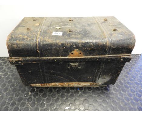 Tin Trunk 