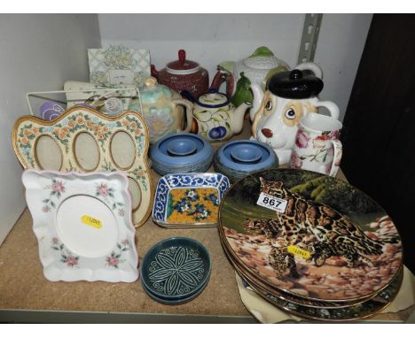 Quantity of China, Collectors Plates etc 