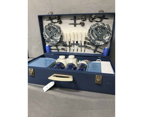 VINTAGE PICNIC HAMPER COMPLETE WITH PLATES, CUTLERY ETC