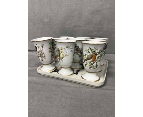LOT OF NINE OISEAUX CHANTEURS DE L'EUROPE GOBLETStogether with a Villeroy and Boch ceramic tray