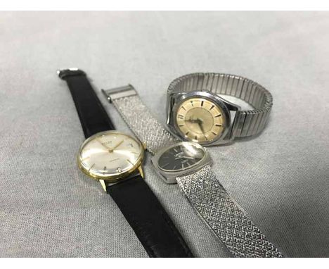LOT OF MANUAL WIND WATCHES