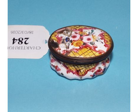 An 18th century enamel patch box (a.f.), 4.5 cm wide