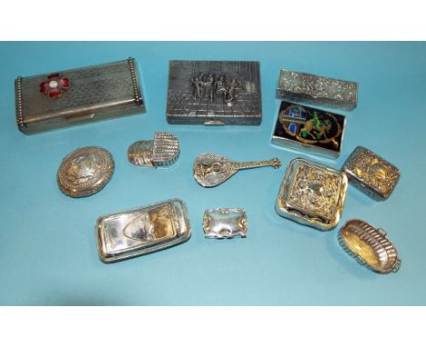 A Danish silver coloured metal box, with embossed decoration, and other similar boxes (qty) Condition report Report by GH

Th