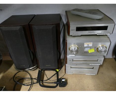 Technics mini hi-fi stereo stacking system including amplifier Model SEHD560 and pair of speakers