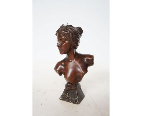 Bronze bust Height 13 cm 