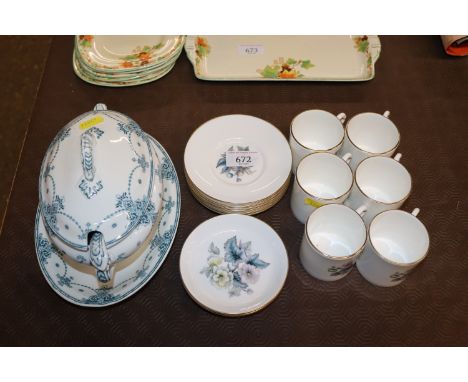 Six Royal Worcester coffee cans and saucers; a pair of matching dishes and a Victorian sauce tureen on stand complete with la