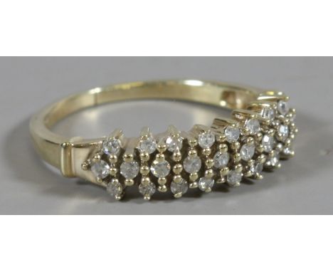 A 9ct gold diamond cluster ring, size M