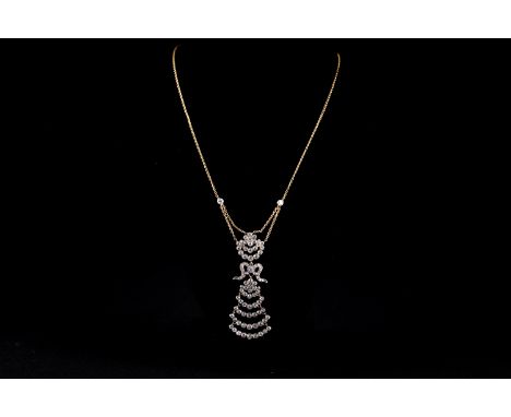 Yellow gold necklace with pendant with 6.5K diamonds. Total length 30cm