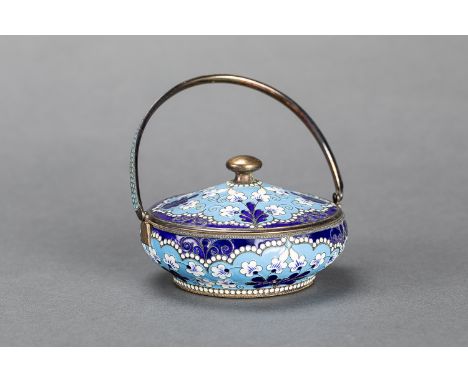 Russian? Enamel box with lid and handgrip; inside vermeil; 336g. Height 12cm, diameter 12cm.