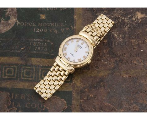 A modern Rolex Cellini quartz 18ct gold wristwatch, 26mm, ref. 6122, white dial with gilt Roman numerals, requires new batter