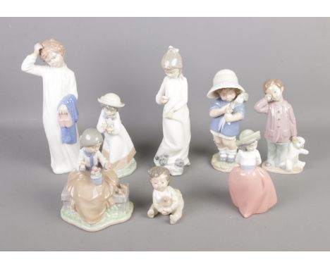 A quantity of Spanish Nao by Lladro figures.  