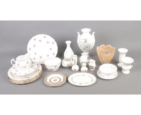 A quantity of mostly ceramics to include Wedgwood Suzie Cooper vase, Coalport, Colclough tea service and Murano glass vase.  