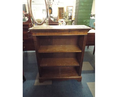 An Oak Three Shelf Open Bookcase, 77cm Wide 