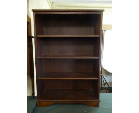 An Edwardian Oak Four Shelf Open Bookcase, 77cm Wide