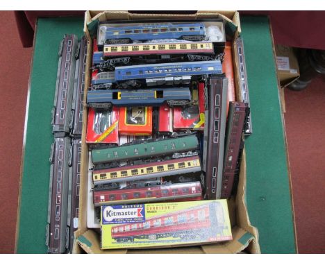 Thirty 'OO' Gauge/4mm Bogie Coaches, by Hornby, Lima, Dapol etc, MK One, two and three various liveries, seven boxed, balance
