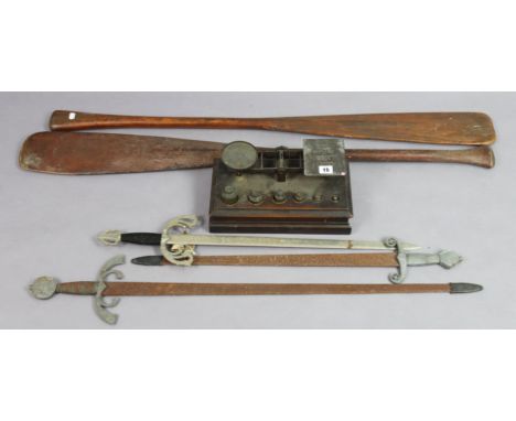 A vintage brass letter scale mounted on a wooden platform base, &amp; with six brass weights, 33cm wide; together with a pair