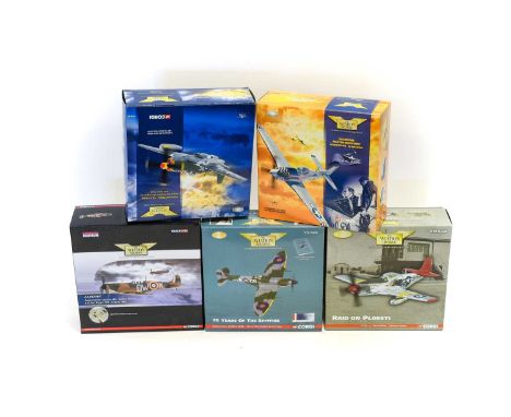 Corgi Aviation Group 1:72 Scale WWII Group AA32201, 49301 P51D Mustang and US32215 P51D Mustangs, AA39204C and AA31925 Superm