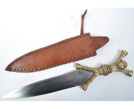 A vintage 20th century replica Viking attack / battle dagger. High quality replica with a double edged blunted steel blade, a