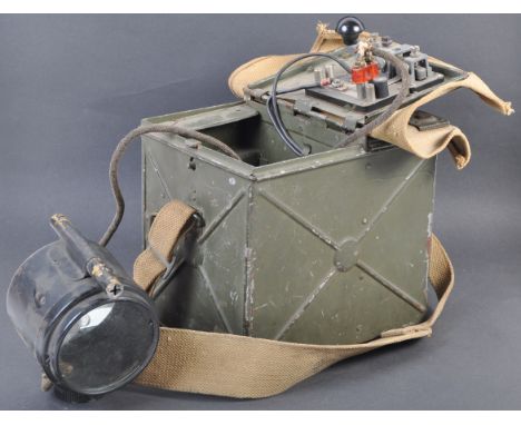 An original WWII Second World War British Army field morse signalling lamp set. The set comprising of the original morse lamp