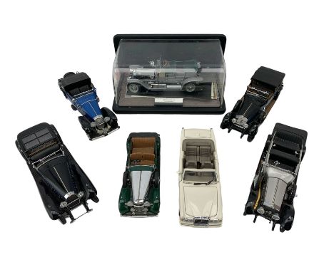 Six Franklin Mint Precision diecast models comprising 1907 & 1925 Rolls-Royce 'The Silver Ghost', one in display case, 1992 R