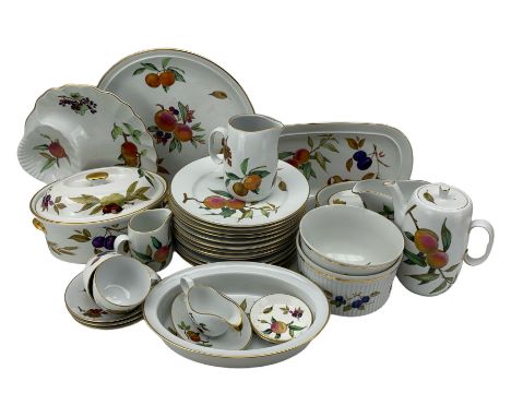 Large collection of Royal Worcester Evesham table ware for dinner, tea, serving dishes etc 105 pieces
