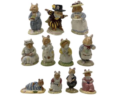 Eleven Royal Doulton Brambly Hedge figures comprising Mr Saltapple, Lily Weaver, Flaxweaver, Dusty & Baby, Clover, Dusty Dogw