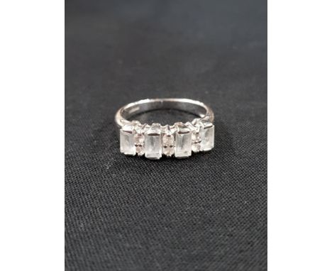 9CT GOLD RING