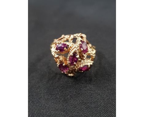 9CT GOLD AMETHYST RING