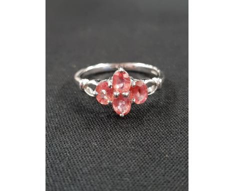 18CT GOLD PINK SAPPHIRE RING