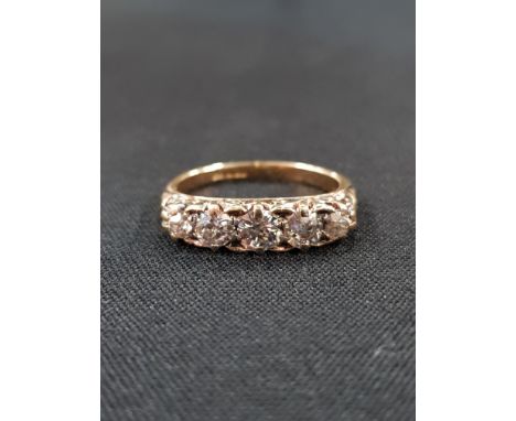 ANTIQUE GOLD &amp; 5 STONE DIAMOND RING