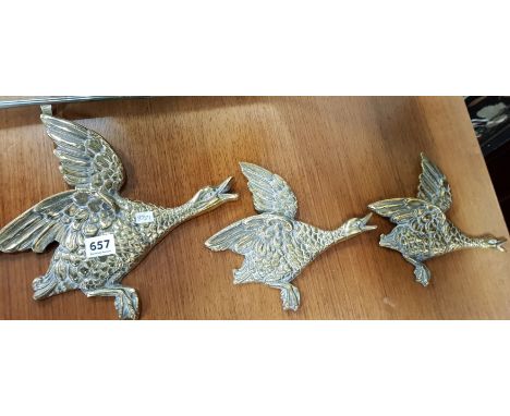 SET OF 3 LARGE BRASS VINTAGE FLYING DUCKS 