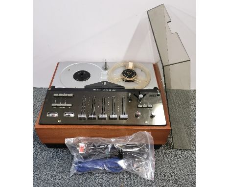 A Bang and Olufsen Beo Cord 2000 Deluxe reel to reel professional tape recorder, 35cm x 36 x 23cm. Full working order.