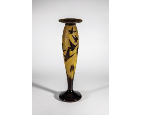 Vase ''Halbrans'' Verreries Schneider, Epiney/Seine, 1924-27 Farbloses Glas mit mehrfarbigem ein- und aufgeschmolzenem Pulver