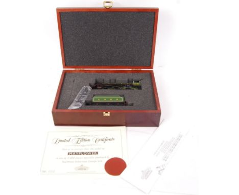 A Bachmann 00 gauge railway trainset presentation set LNER 1306 ' Mayflower '. Limited edition to just 2,000. Appears mint an