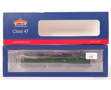 A Bachmann Branch Line 00 gauge railway trainset locomotive ' D1790 ' BR Diesel locomotive. Within an associated box. Appears
