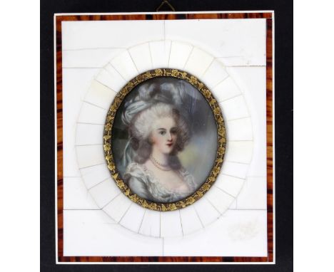 MINIATURMarie Antoinette. Farbig auf fossilem Elfenbein gemalt, mit Rahmen. 10x11,5cmA MINIATURE Marie Antoinette. Painted in