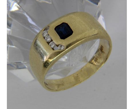 DAMENRING585/000 Gelbgold mit Saphir und Brillanten. Ringgr. 59, Brutto ca. 5,5g   A LADIES RING 585/000 yellow gold with sap