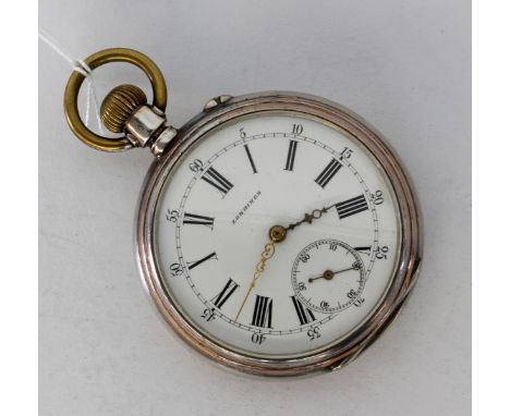 LONGINES TASCHENUHRSchweiz um 1900 Ziseliertes Silbergehäuse mit Wappenkartusche. Dreiviertel-Platinenwerk, Deckstein Rubin, 